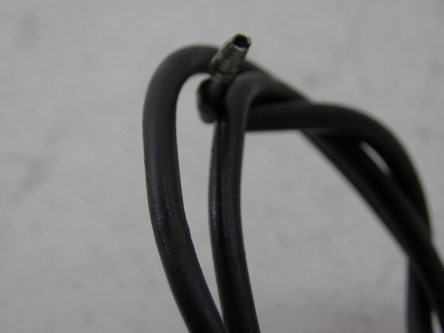 photo de OIL PRESSURE SENSOR YAMAHA FJR 1300 (2004 - 2005) - Surface and material condition