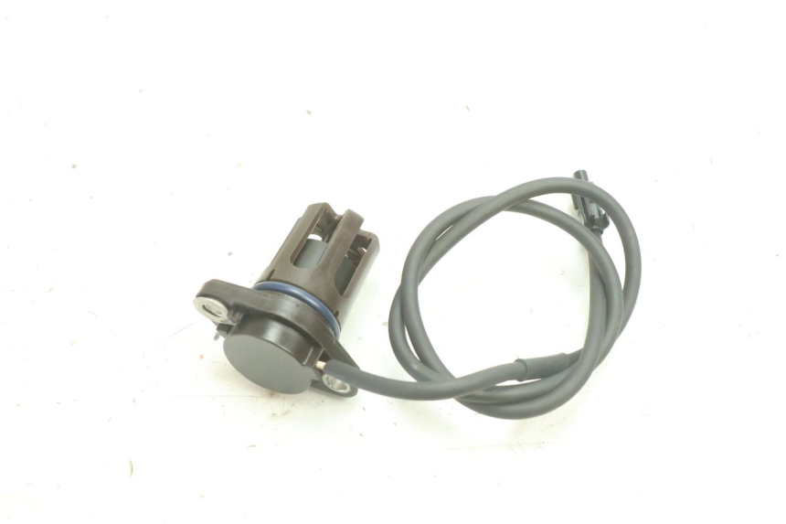 photo de OIL PRESSURE SENSOR YAMAHA YZF R6 600 (2008 - 2009) - Component detail