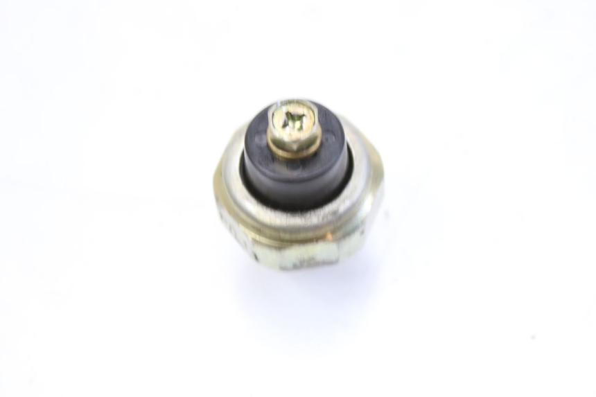 photo de OIL PRESSURE SENSOR KAWASAKI ZEPHYR 1100 ( - 1995) - Component detail