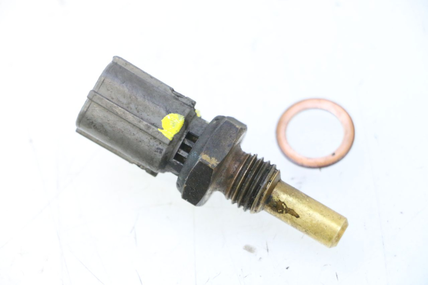 photo de WATER TEMPERATURE SENSOR SUZUKI BURGMAN 125 (2007 - 2014) - Component detail