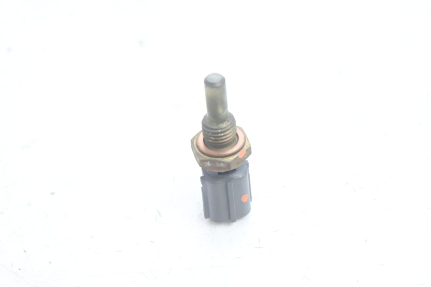 photo de WATER TEMPERATURE SENSOR SUZUKI BURGMAN EXECUTIVE ABS 650 (2006 - 2012) - Alternative perspective