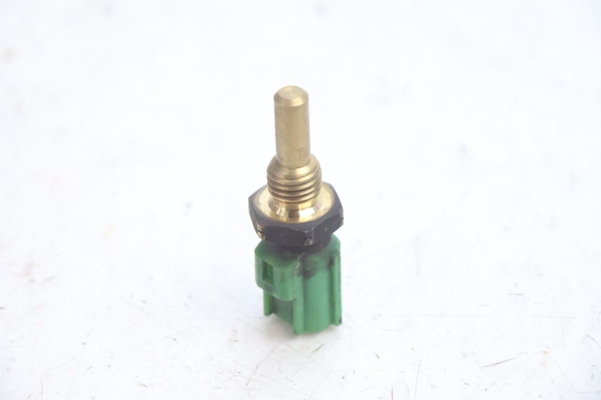 photo de WATER TEMPERATURE SENSOR SUZUKI BURGMAN EXECUTIVE ABS 650 (2006 - 2012) - Alternative perspective