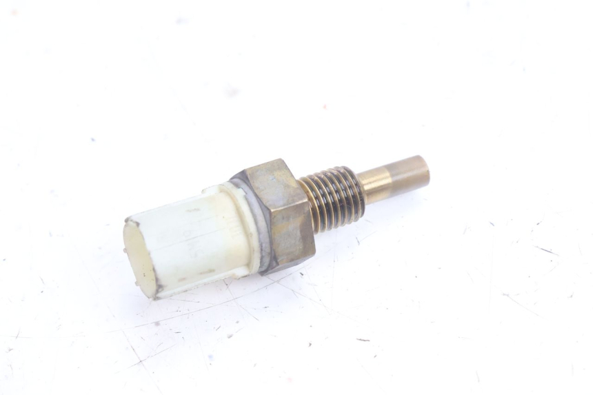 photo de WATER TEMPERATURE SENSOR YAMAHA BW'S BWS 125 (2010 - 2013) - Component detail