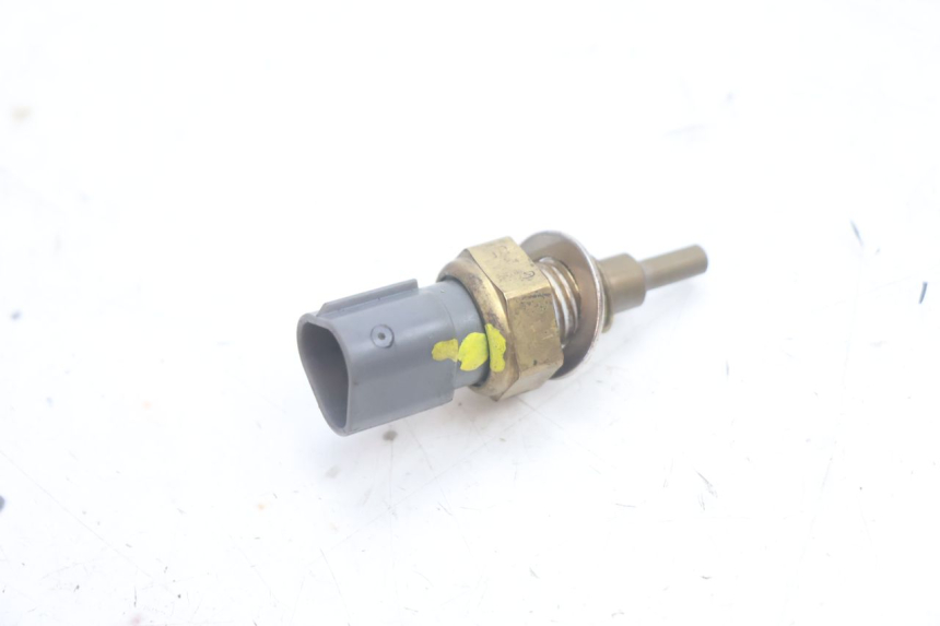 photo de WATER TEMPERATURE SENSOR HONDA FJS SILVER WING SILVERWING 400 (2005 - 2008) - Component detail