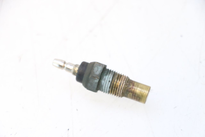 photo de WATER TEMPERATURE SENSOR KAWASAKI GPX F ZX750F 750 (1986 - 1990) - Zoom on usage condition