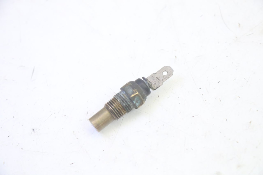 photo de WATER TEMPERATURE SENSOR KAWASAKI GPZ RX 1000 (1986 - 1988) - Main view
