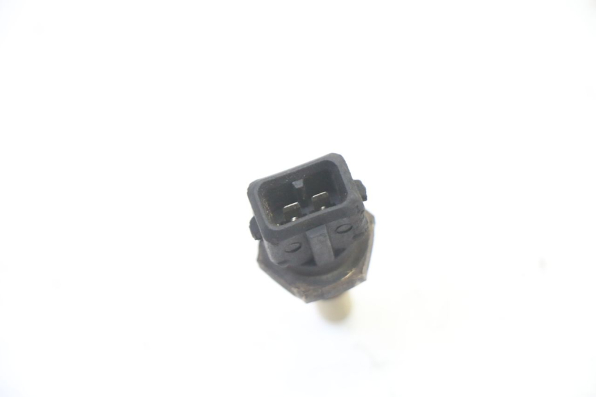 photo de WATER TEMPERATURE SENSOR BMW K 75 RT 750 (1989 - 1997) - Zoom on usage condition