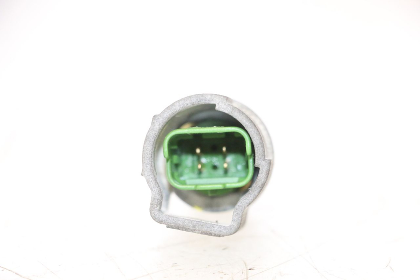 photo de WATER TEMPERATURE SENSOR PIAGGIO MP3 HPE 530 (2022 - 2026) - Alternative perspective