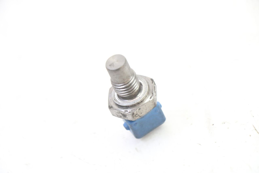 photo de WATER TEMPERATURE SENSOR PIAGGIO NEW TYPHOON 50 (2018 - 2021) - Alternative perspective