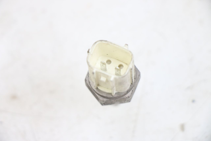 photo de WATER TEMPERATURE SENSOR HONDA PCX (JF28) 125 (2009 - 2011) - Zoom on usage condition