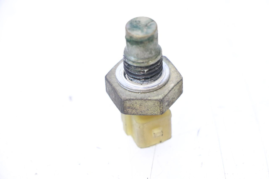 photo de WATER TEMPERATURE SENSOR PEUGEOT SATELIS COMPRESSOR K15 125 (2006 - 2009) - Component detail