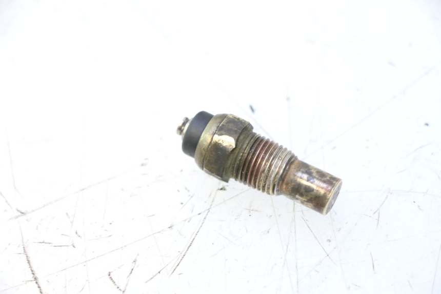 photo de WATER TEMPERATURE SENSOR HONDA SH 125 (2001 - 2003) - Zoom on usage condition