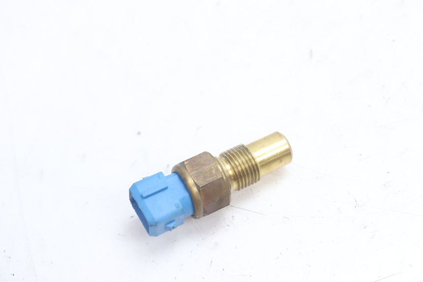 photo de WATER TEMPERATURE SENSOR PEUGEOT SPEEDFIGHT LC 50 (1996 - 2002) - Component detail