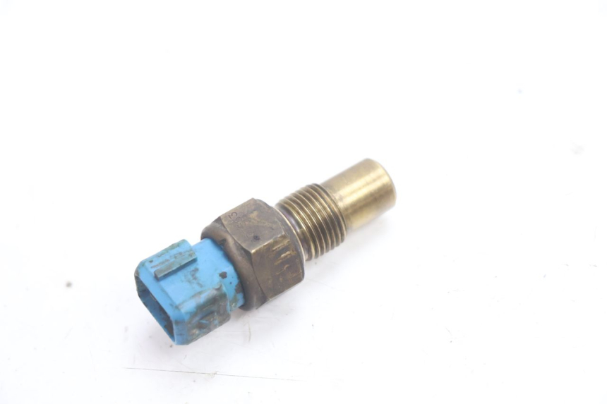 photo de WATER TEMPERATURE SENSOR PEUGEOT SPEEDFIGHT LC 50 (1996 - 2002) - Component detail
