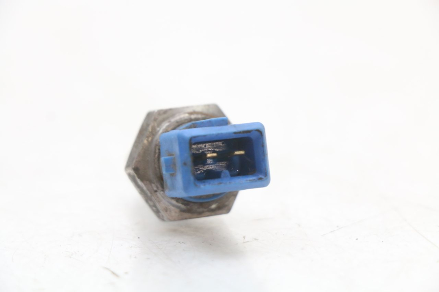 photo de WATER TEMPERATURE SENSOR APRILIA SR 2T 50 (2018 - 2022) - Alternative perspective