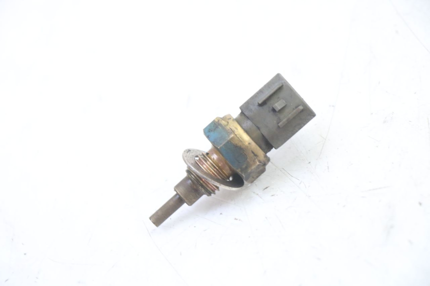 photo de WATER TEMPERATURE SENSOR HONDA ST PAN EUROPEAN 1300 (2002 - 2013) - Zoom on usage condition