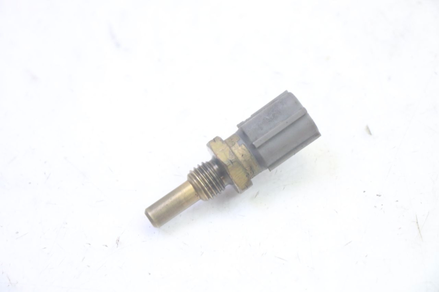photo de WATER TEMPERATURE SENSOR YAMAHA TDM ABS 900 (2002 - 2014) - Component detail