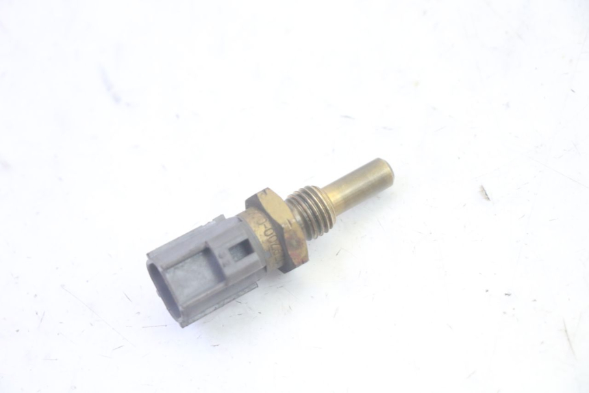 photo de WATER TEMPERATURE SENSOR YAMAHA TDM ABS 900 (2002 - 2014) - Zoom on usage condition