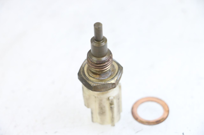 photo de WATER TEMPERATURE SENSOR YAMAHA X-MAX XMAX 125 (2010 - 2013) - Zoom on usage condition