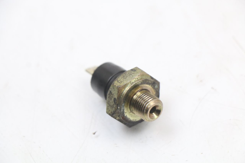 photo de WATER TEMPERATURE SENSOR PIAGGIO X8 125 (2004 - 2007) - Zoom on usage condition