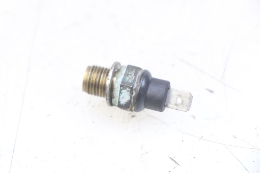 photo de WATER TEMPERATURE SENSOR PIAGGIO XEVO - X EVO 125 (2007 - 2017) - Component detail