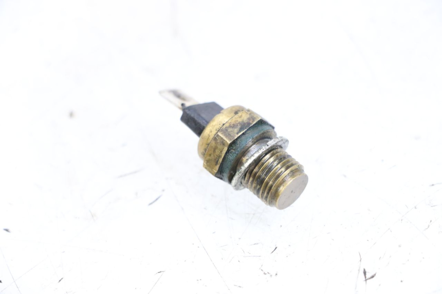 photo de WATER TEMPERATURE SENSOR PIAGGIO XEVO - X EVO 125 (2007 - 2017) - Component detail