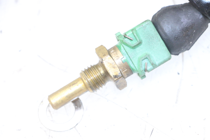 photo de WATER TEMPERATURE SENSOR HONDA XLV VARADERO 125 (2000 - 2006) - Component detail