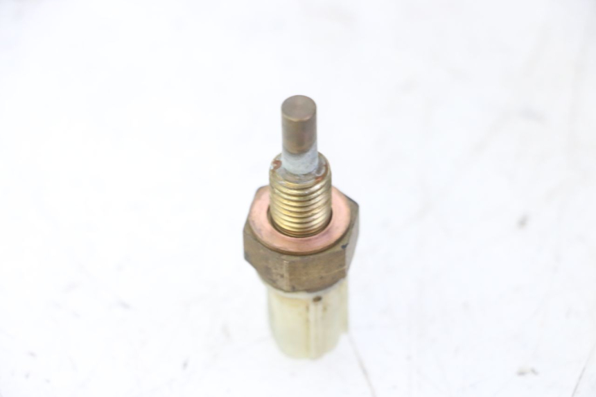 photo de WATER TEMPERATURE SENSOR YAMAHA YZF YZ-F 450 (2014 - 2016) - Component detail