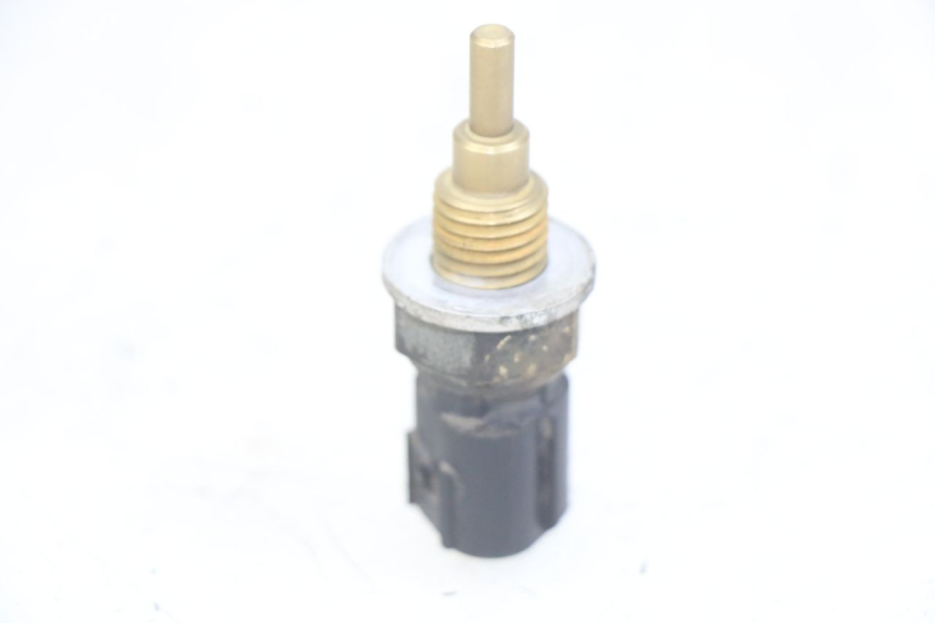 photo de WATER TEMPERATURE SENSOR KAWASAKI Z 750 (2007 - 2013) - Component detail