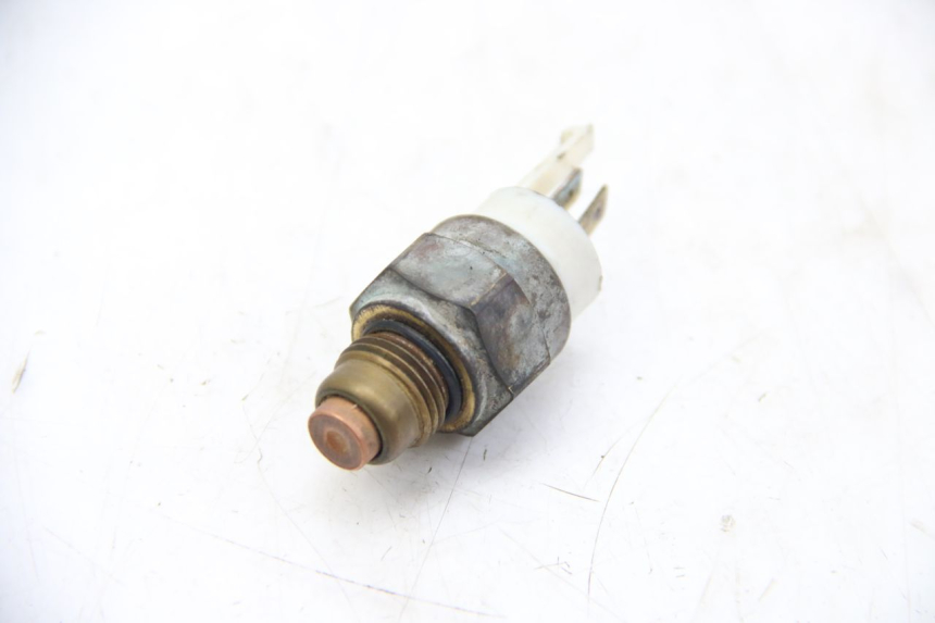 photo de WATER TEMPERATURE SENSOR KAWASAKI ZX-6R ZX6R 600 (1995 - 1997) - Component detail