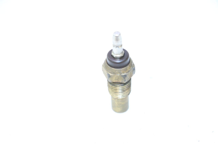 photo de WATER TEMPERATURE SENSOR KAWASAKI ZX-6R ZX6R 600 (2000 - 2002) - Zoom on usage condition