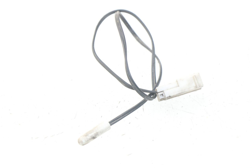 photo de OUTDOOR TEMPERATURE SENSOR PEUGEOT SATELIS 125 (2006 - 2009) - Component detail