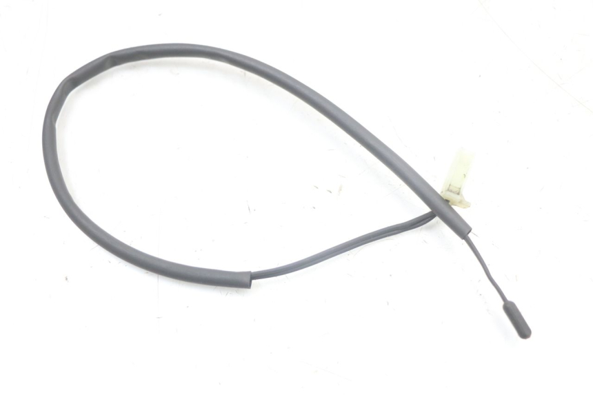 photo de OUTSIDE TEMPERATURE SENSOR YAMAHA X-MAX XMAX 250 (2006 - 2009) - Component detail