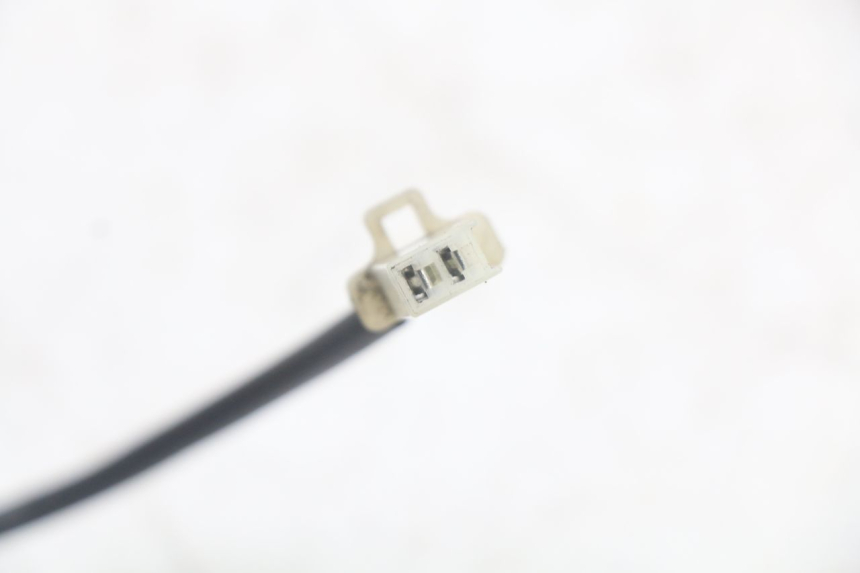 photo de OUTSIDE TEMPERATURE SENSOR PIAGGIO XEVO - X EVO 125 (2007 - 2017) - Alternative perspective