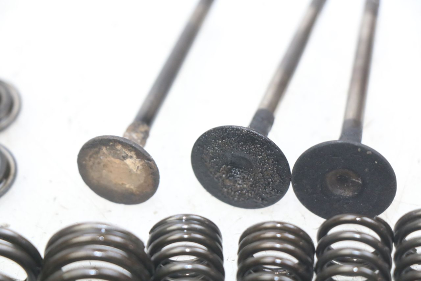 photo de VALVE HONDA CM 125 (1983 - 2003) - Product overview