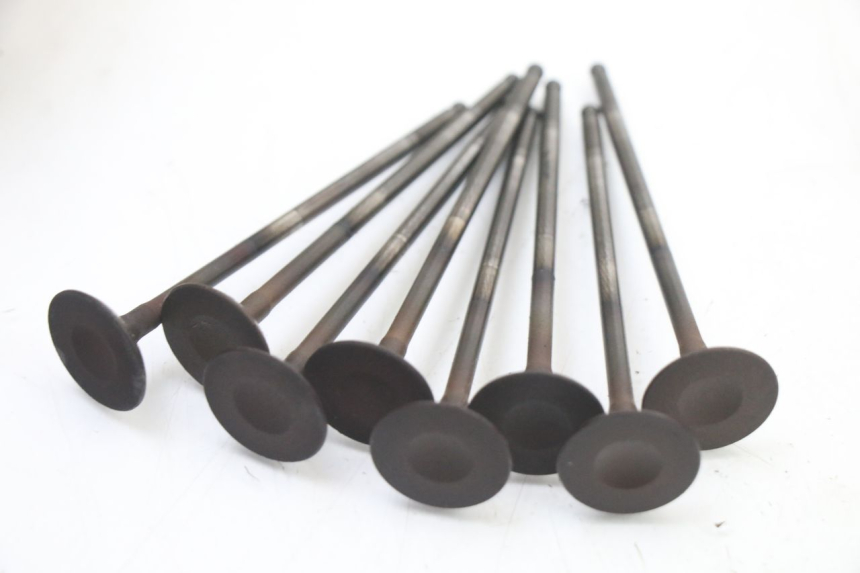 photo de ENGINE VALVE YAMAHA FZ6 FAZER S2 600 (2007 - 2011) - Technical close-up