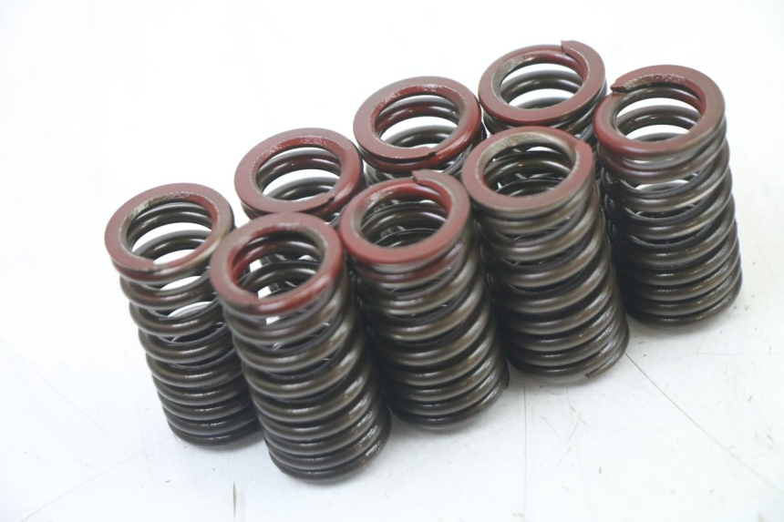 photo de ENGINE VALVE YAMAHA FZ6 FAZER S2 600 (2007 - 2011) - Fixing points details