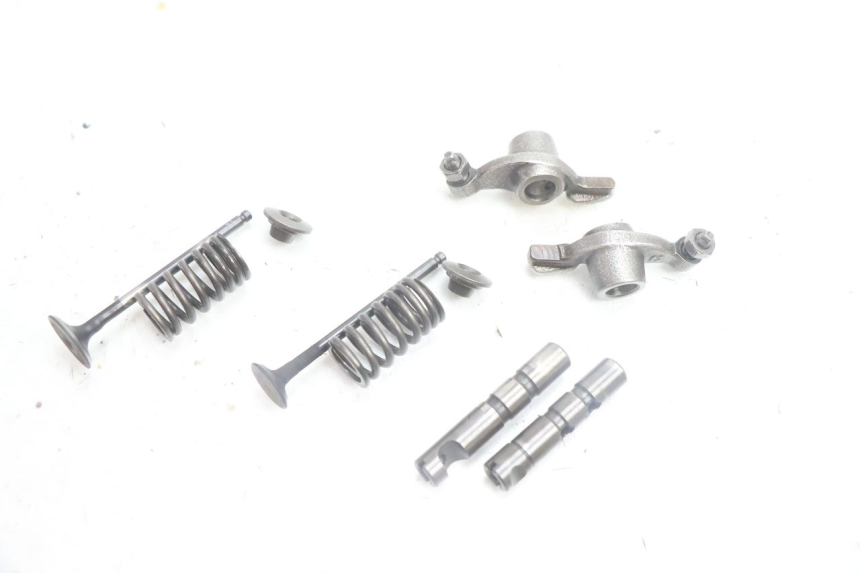 photo de ENGINE VALVE PEUGEOT KISBEE 4T 50 (2010 - 2017) - Main view