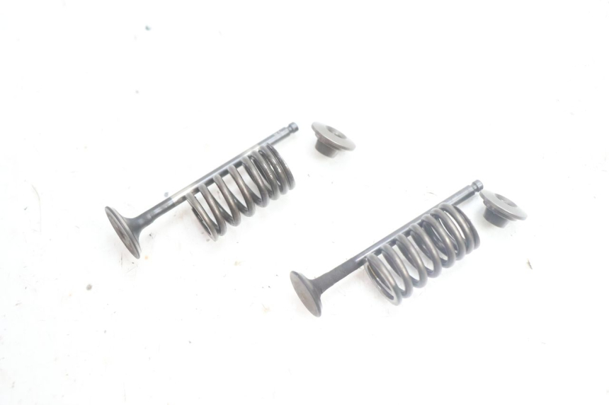 photo de ENGINE VALVE PEUGEOT KISBEE 4T 50 (2010 - 2017) - Component detail