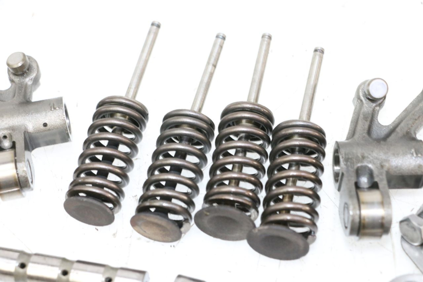 photo de ENGINE VALVE PEUGEOT SATELIS 125 (2010 - 2012) - Component detail