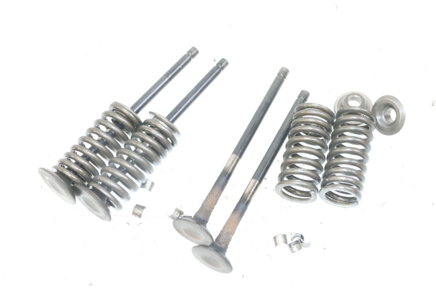 photo de ENGINE VALVE PIAGGIO VESPA GRANTURISMO 200 (2004 - 2005) - Main view