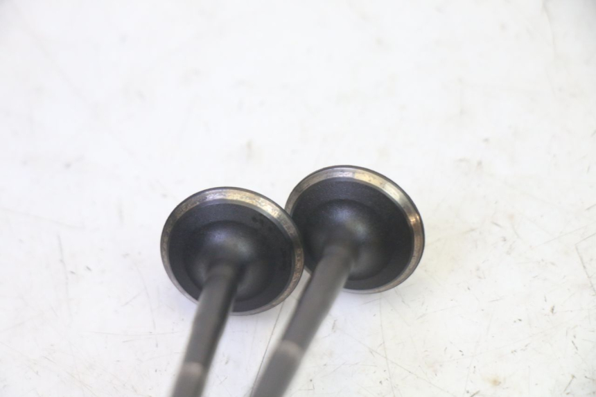 photo de ENGINE VALVE YAMAHA X-MAX XMAX 125 (2010 - 2013) - Zoom on usage condition
