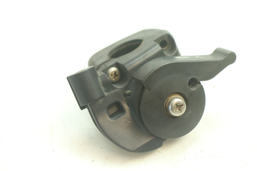 photo de CHOKE YAMAHA WAVE RUNNER GP R 1200 (2000 - 2003) - Alternative perspective