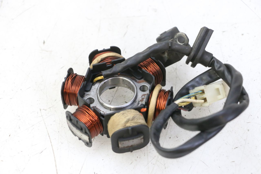 photo de STATOR PEUGEOT CITYSTAR 50 (2013 - 2017) - Component detail