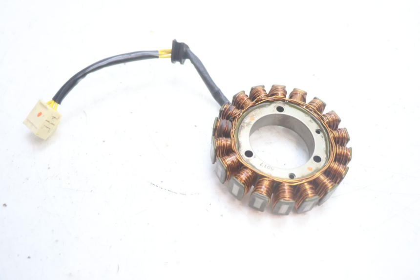 photo de STATOR HONDA FJS SILVER WING SILVERWING 400 (2005 - 2008) - Alternative perspective