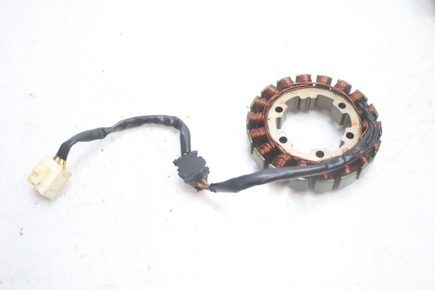 photo de STATOR HONDA FJS SILVER WING SILVERWING 400 (2005 - 2008) - Zoom on usage condition