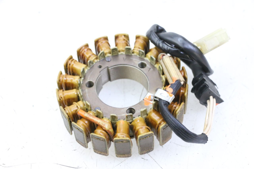 photo de STATOR YAMAHA FZ6 FAZER S2 600 (2007 - 2011) - Technical close-up