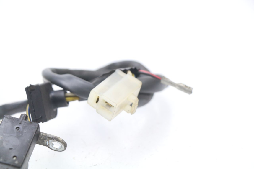 photo de STATOR PEUGEOT LUDIX 50 (2008 - 2017) - Fixing points details