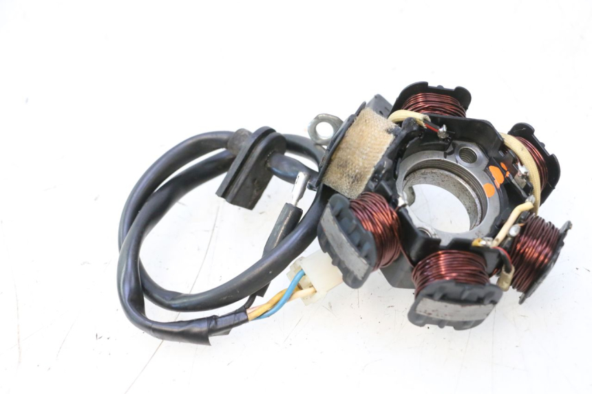 photo de STATOR PEUGEOT LUDIX 50 (2008 - 2017) - Main view