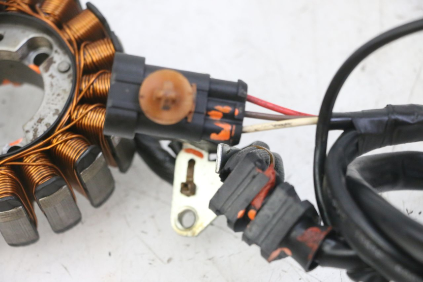 photo de STATOR PIAGGIO MP3 LT 300 (2010 - 2016) - Zoom on usage condition